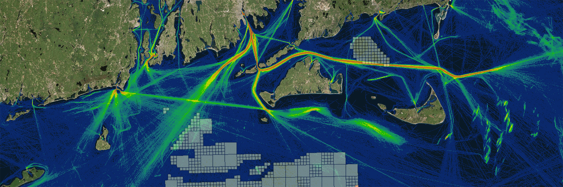 Screenshot of a Portal map showing fishing vessel traffic (red: high; blue: low) and wind energy areas (colored boxes).